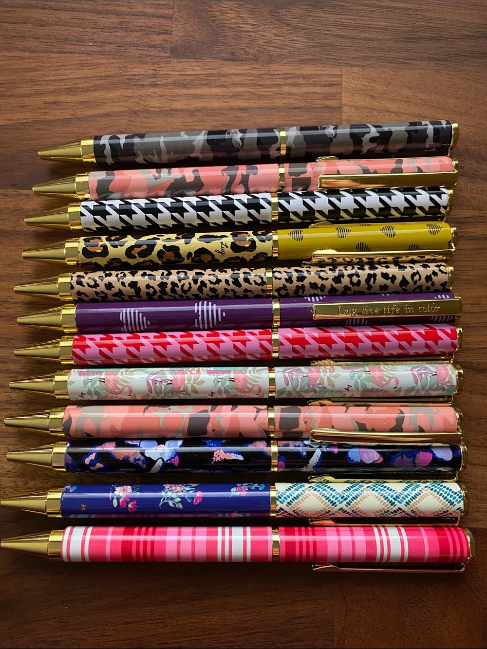 Set of 12 Lug Pens